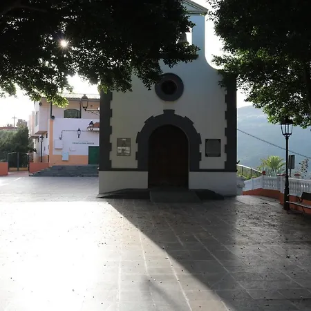 Semesterbostad Mirador San Roque *